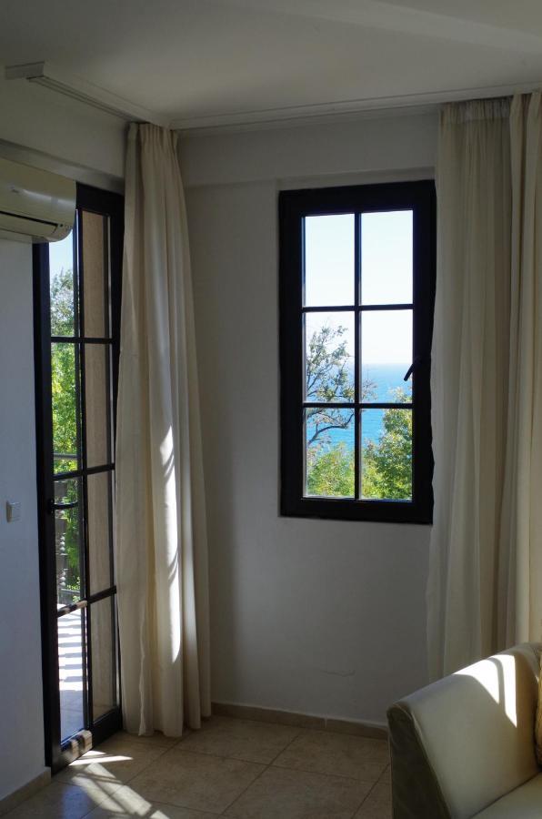 Beautiful 1St-Line Seaview Private Appartement In The Cliff Resort Obzor Exterior foto